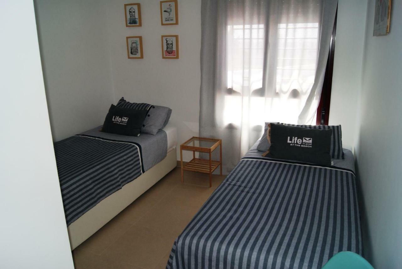 Apartamento Tirma Conil Conil De La Frontera Luaran gambar